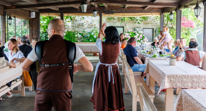 GRUZUGI 5 Weinzug_C_Via Mea Travel - Erlebnisreise 